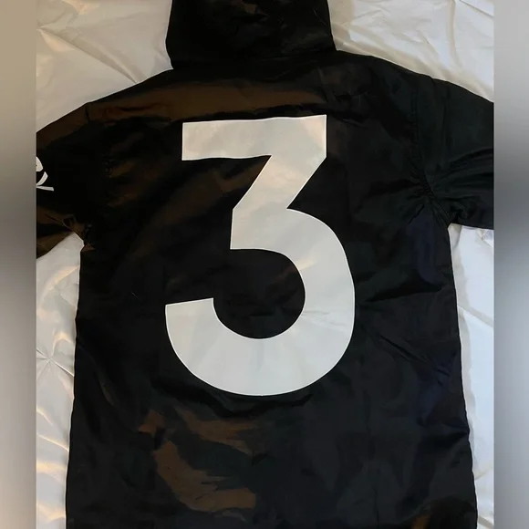 Yeezy Jacket - Picture 2 of 3